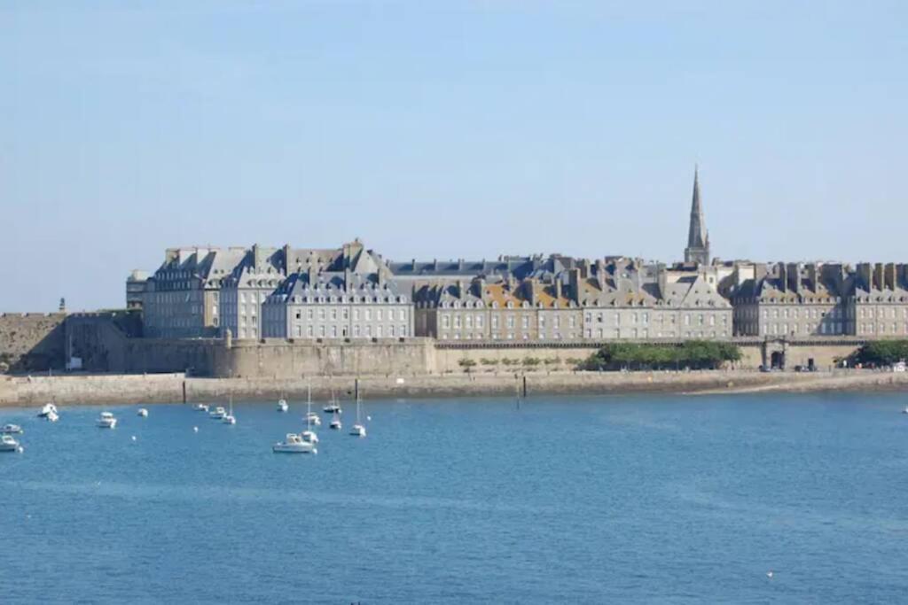 Joe Bay Apartment Saint-Malo Bagian luar foto